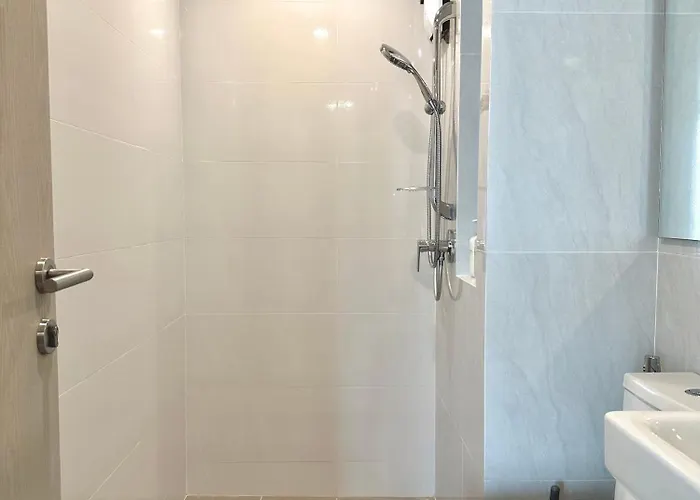 Apartment Modern 1br In Near Bangna & Bitec *